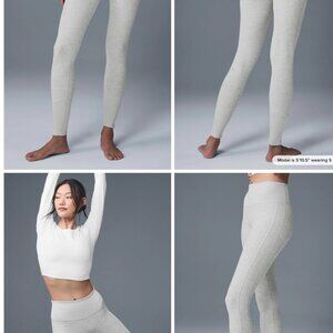 High-Waist Alosoft Lounge Legging XS alo